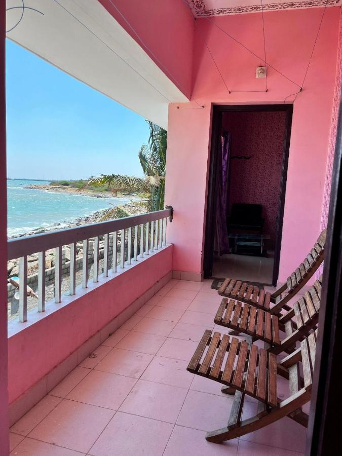 Phoenix Beach Resort Канякумари Екстериор снимка