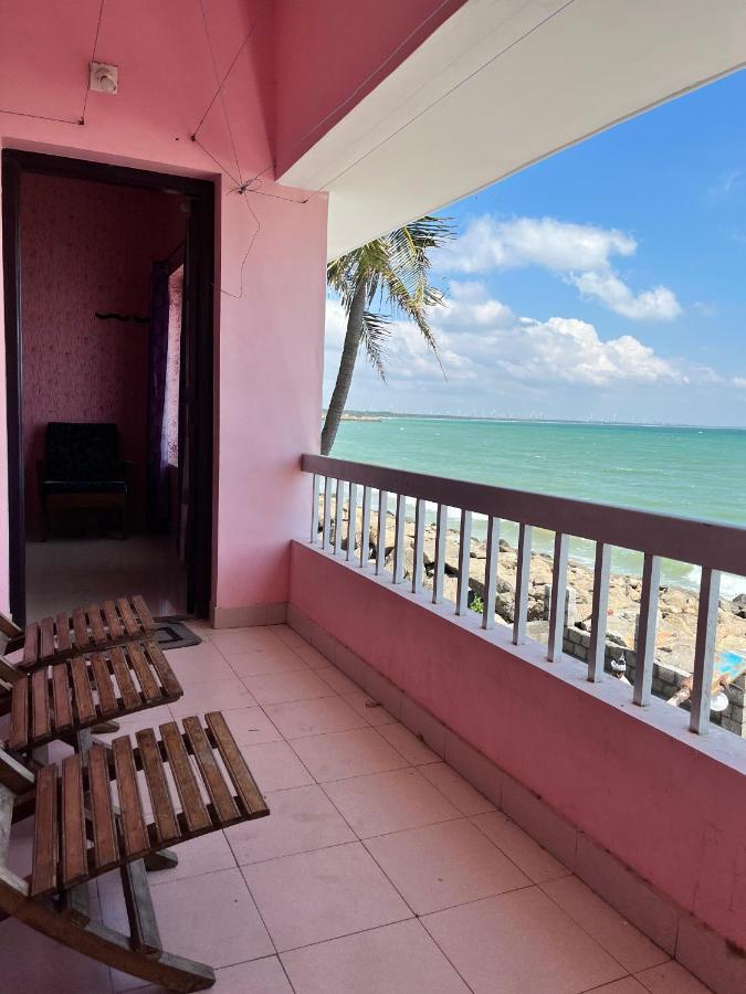 Phoenix Beach Resort Канякумари Екстериор снимка