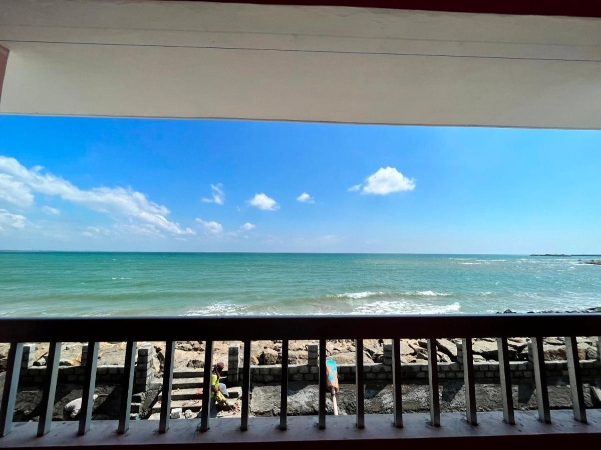 Phoenix Beach Resort Канякумари Екстериор снимка