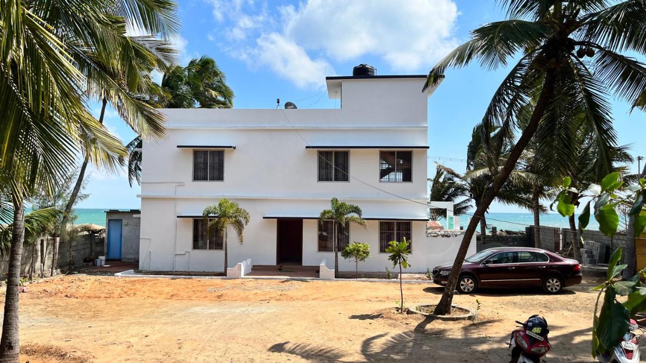 Phoenix Beach Resort Канякумари Екстериор снимка